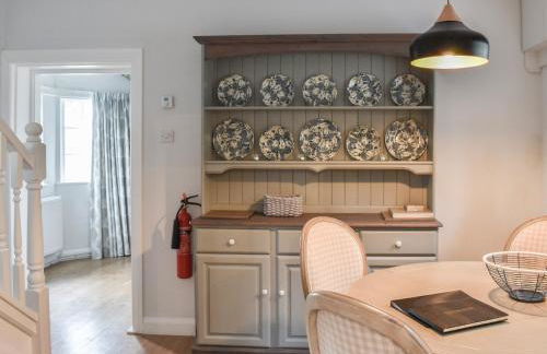 Crogen Gatehouse Lodge - Photo 4