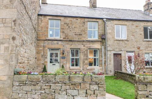 October Cottage - Photo 2