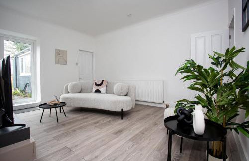 Vacant Nests The Attwood Smart Tv WIFI - Foto 8