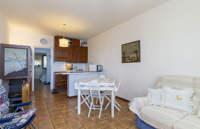 2 bedroom Apartment in Ospedaletti with swimming pool and terrace - Photo 8