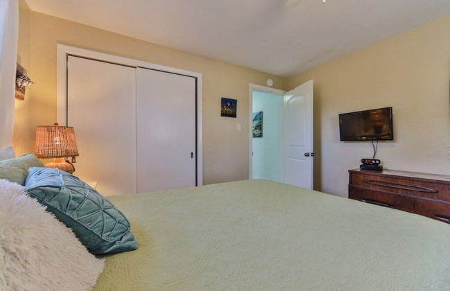 Amazing Pet Friendly 3 Bed House - Heated Pool 3 Bedroom Home by RedAwning - Foto 10