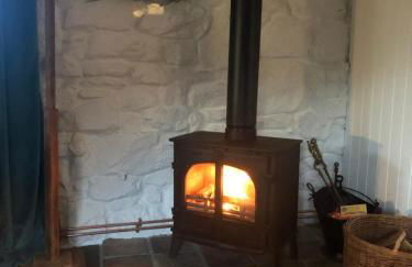 Lofthouse - secluded quirky cottage with sea views! - Photo 10