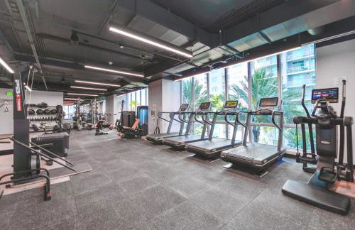 Stylish Stay in the Heart of Miami - Walk to Bayside & Bayfront Park - Foto 6