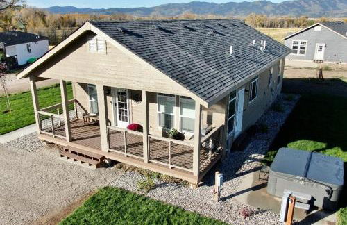 2 BR King Bed Hot Tub AC Near Jackson - Foto 8