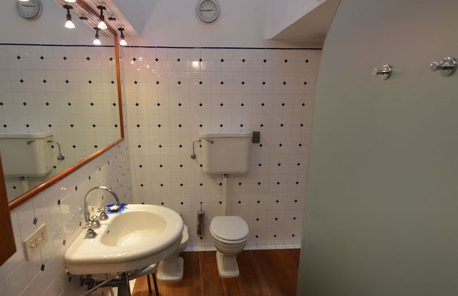 Furry Frinds With Family Home - Photo 20