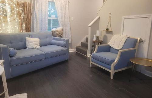 Cozy Delightful Private Studio near Rhodes College, Shuttle, & Vehicle Rental - Foto 6