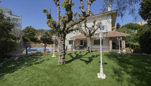 Villa Julia | 14pax. 5' sea & train - Foto 2