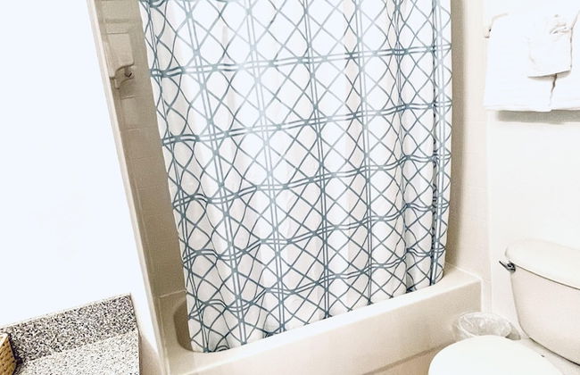 Lakeside Community, Pools, and More! - Photo 13