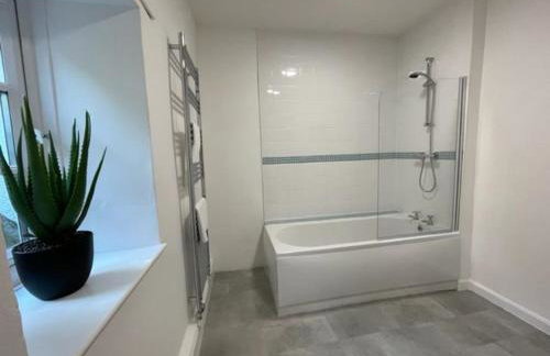 Brandlehow HOT TUB HIRE AVAILABLE - Photo 27