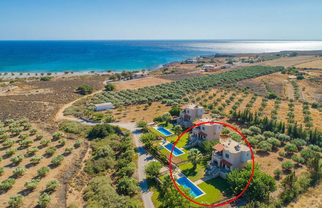 Spiros Beach Villa Large Private Pool Walk to Beach Sea Views A C Wifi Car Not Required - 971 - Foto 36