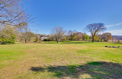 Walk to Golf Course Spacious Rough River Retreat! - Foto 43