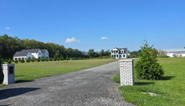 Luxurious Eastern Shore Getaway - Photo 2