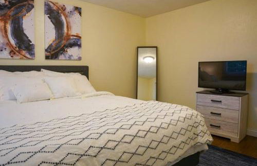 4BR/2.5BA Home boasting 2400sqft and Eat-in KTN - Foto 31