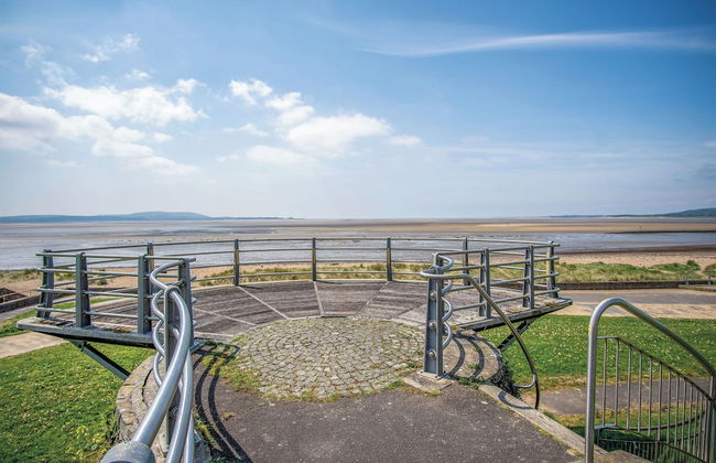 Beach View - 2 Bed Apartment - Llanelli - Photo 41