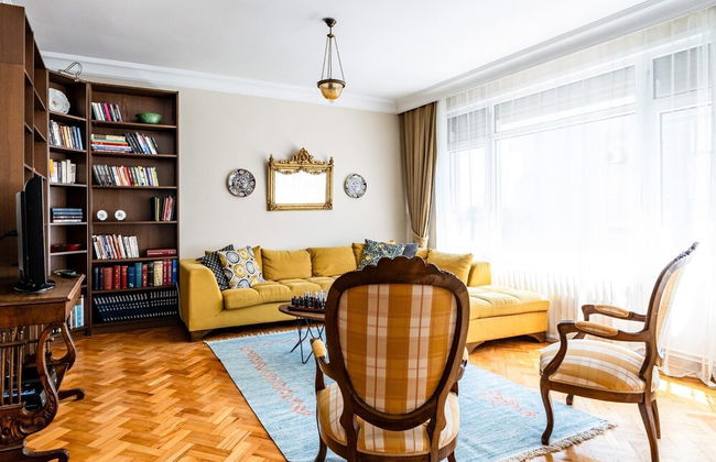 Spacious Flat w Balcony 3 min to Kadikoy Square - Foto 8