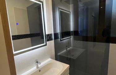 T3 familial et neuf aux portes de Paris à Suresnes et parking - Foto 16