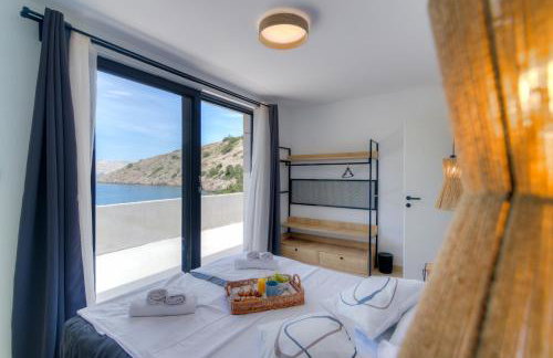 House Silence - Photo 23