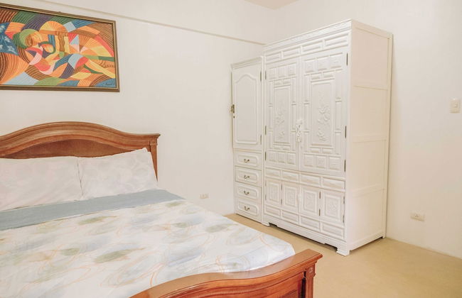 Spacious 1 Bedroom With a View - Foto 1