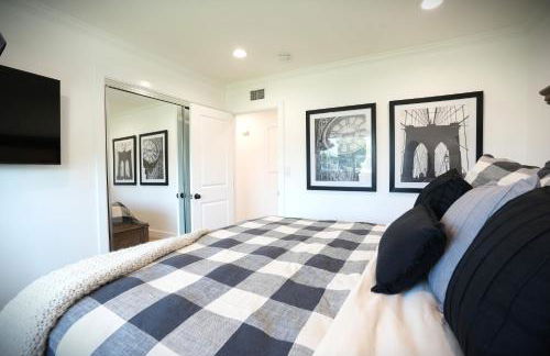 Awesome 5 bedroom 3 bath pool home with in-ground jacuzzi - Foto 34