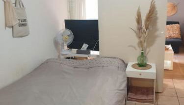 L' Appartement du Quai Neuf Parking privé - Gare à 5min - Foto 3