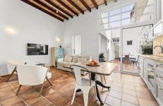 Luxury House Grand Central - Photo 1