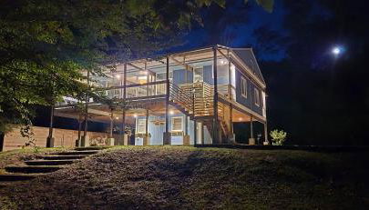 Glass House retreat on scenic Bogue Falaya river - Foto 2