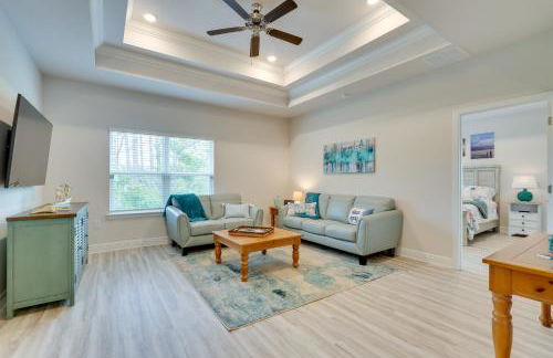 Walk to Beach and Pool Windmark Beach Home! - Foto 11