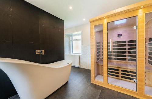 Nether Newton - Sleeps 12, Hottub, Sauna, Private Garden - Foto 44