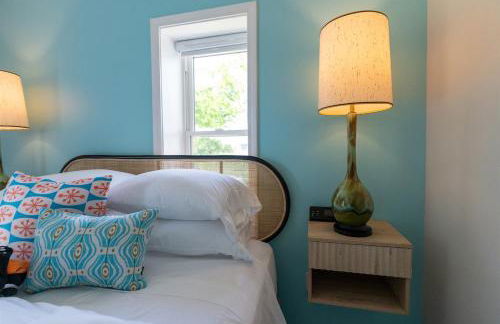 Historic Farm Cottage on 800-Acre Orchard - Foto 41