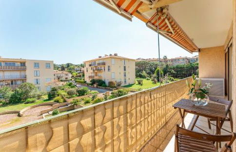 Appartement Chic 3 Chambres Saint-Tropez avec parking privé - Photo 21