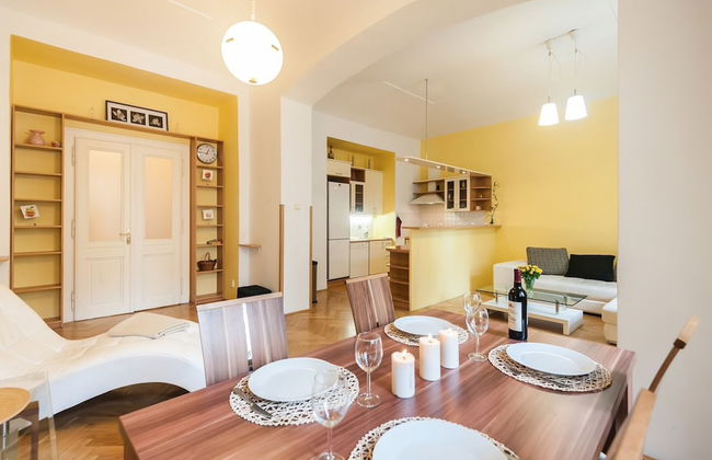 Central Apt with Netflix subscription - Photo 1