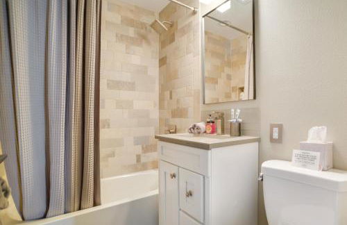 Lakefront Chippewa Falls Haven with Private Deck! - Foto 18