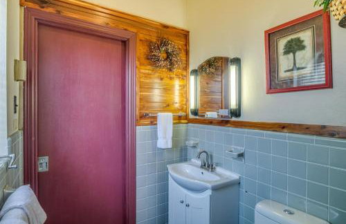 'Ledge Lodge' Burkesville Getaway: Pool & Views! - Foto 14