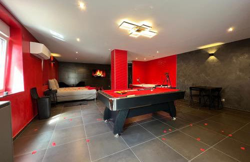 Le Confiden'spa Loft 55m2 Jacuzzi - Billard - Cheminée - Terrasse - Foto 4
