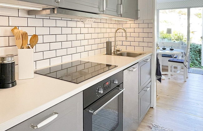 Spacious Family Cottage in Kyrkesund - Foto 3
