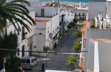 Casa Sebastiana Alojamiento moderno con terraza y vistas al mar, ideal para parejas - Foto 6