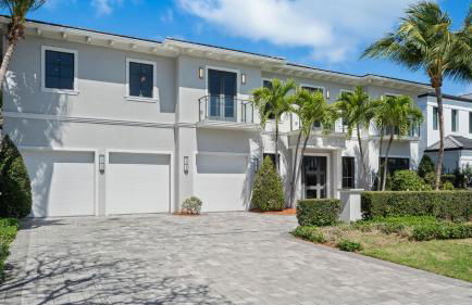 Waterfront Luxury Estate with Private Dock Lighthouse Point - Foto 28