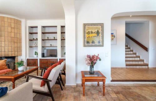 Spacious Villa Swimming Pool by HostWise - Foto 53