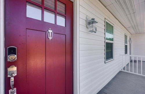 Pet-Friendly Retreat with Patio in Bolivia! - Foto 25