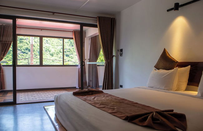 Victory Road Villas - Photo 8