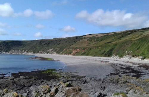 Two Bedroomed Holiday Cottage with Sea Views - Foto 34