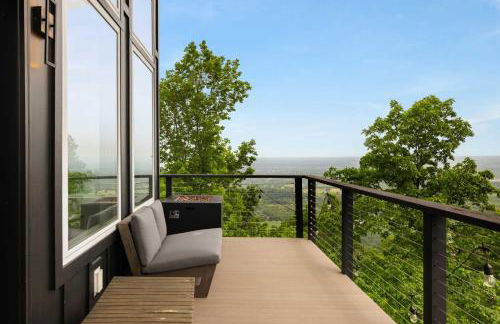 Modern Escape w Mountain Views Fire Pit & Swing - Foto 32