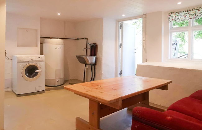 Greenhouse - Photo 22