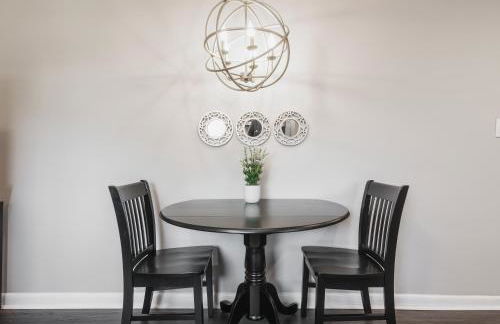 Stylish OneBedroom in Popular Virginia Highland 3miles to Mercedes Benz stadium - Foto 10