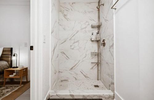 Clubhouse Cozy fast Wi-fi 6 min from Downtown - Foto 23