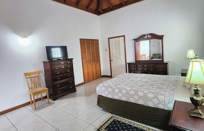 Comfy Haven - Photo 16