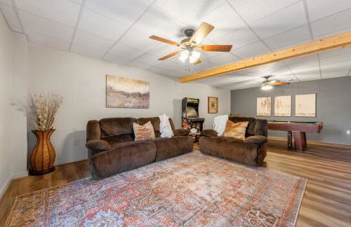 Beautiful 4BR Mountain View Cabin A Retreat for Everyone - Foto 14