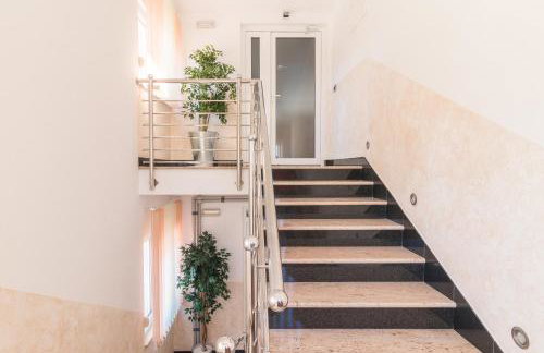 Superb villa Maxima with private pool, sauna, jacuzzi, playground for up to 18 persons, extra pool heating available - Foto 21