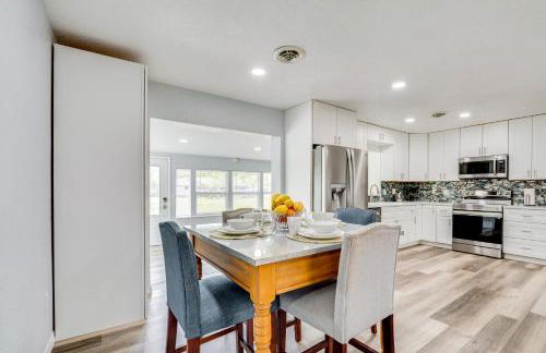 Stay and Play in Belleview Welcoming Home with Yard - Foto 7