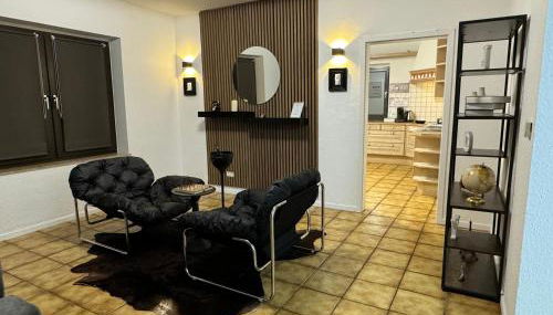 120qm Geräumige Wohnung & Balkon & Parkplatz - Foto 4